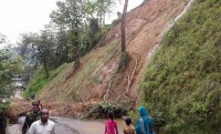সিলেট ও চট্টগ্রাম বিভাগে পাহাড় ধসের আশঙ্কা