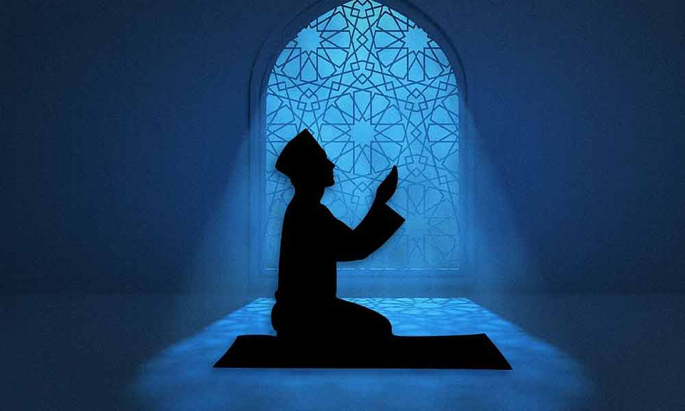 উত্তম জীবন ও অভাবমুক্তির চাবিকাঠি: কিছু কার্যকরী দোয়া ও আমল।